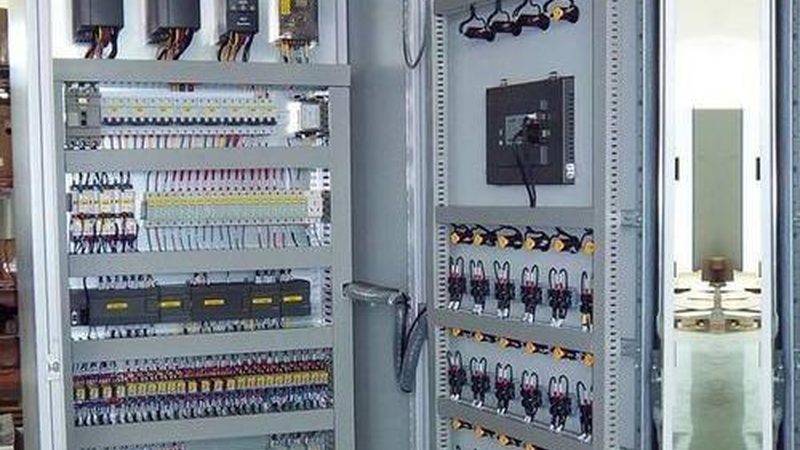 软启动器一拖二控制电路图解析：核心原理与选型要点